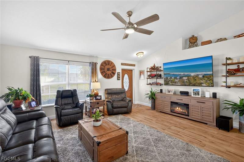 3 bedroom SingleFamilyResidence at 3525 NW 15th St, Cape Coral, Cape Coral — photo 5