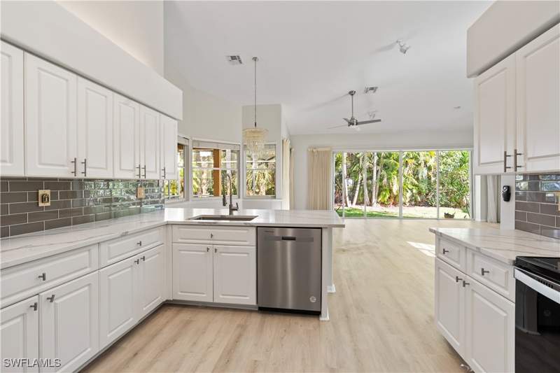 3 bedroom SingleFamilyResidence at 20751 Rivers Ford, Villages At Country Creek, Estero — photo 5