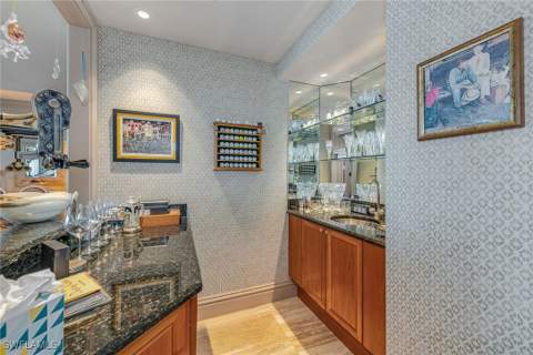 8477 Bay Colony Dr 902, Naples FL - photo 11 of 34