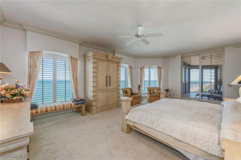 8477 Bay Colony Dr 902, Naples FL - photo 14 of 34