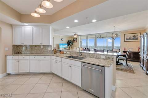 12601 Mastique Beach Blvd 1103, Fort Myers FL - photo 12 of 48