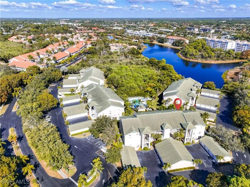 2 bedroom Condominium at 28871 Bermuda Lago Ct 304, Bermuda Lago, Bonita Springs — photo 2
