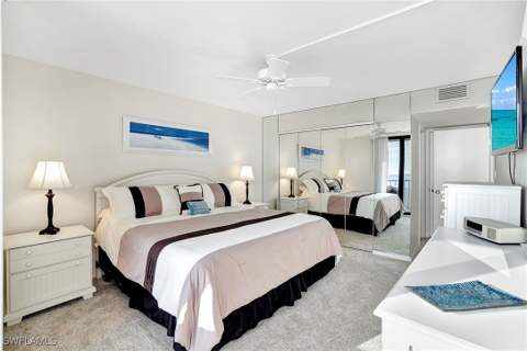 260 Seaview Ct 906, Marco Island FL - photo 20 of 37