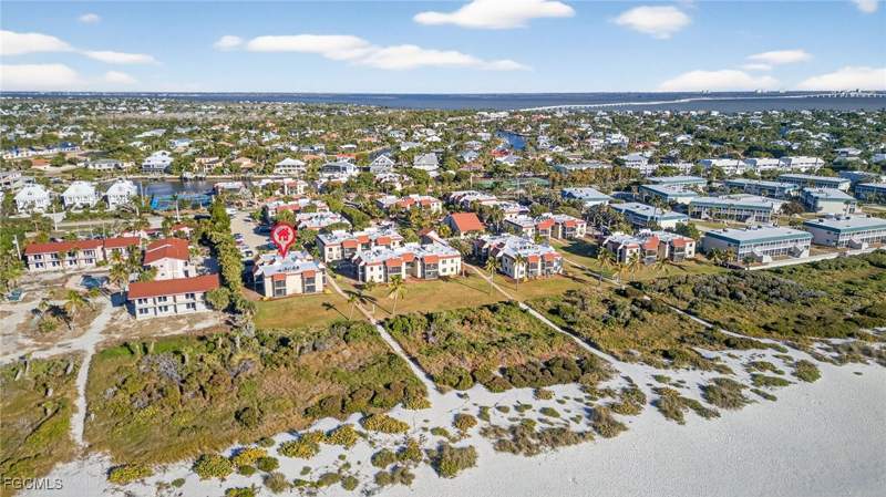1 bedroom Condominium at 845 E Gulf Dr 142, Sanibel Moorings Condo, Sanibel — photo 2