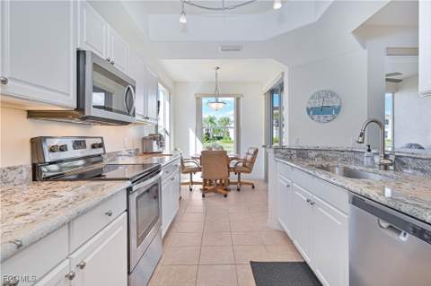 11660 Navarro Way 1207, Fort Myers FL - photo 14 of 29