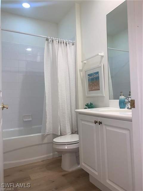 1380 Sweetwater Cv 102, Naples FL - photo 22 of 35