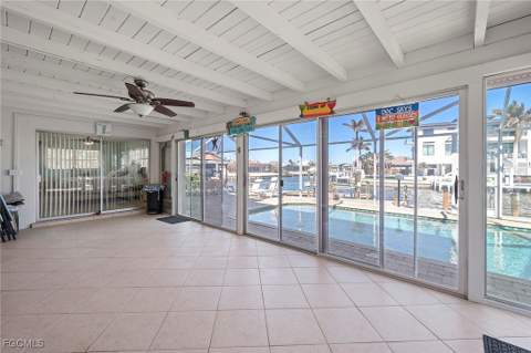 49 Fairview Blvd, Fort Myers Beach FL - photo 7 of 35