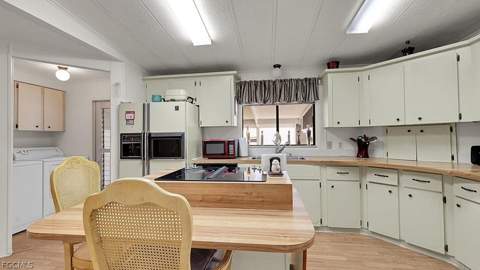 108 Snead Dr, North Fort Myers FL - photo 9 of 49