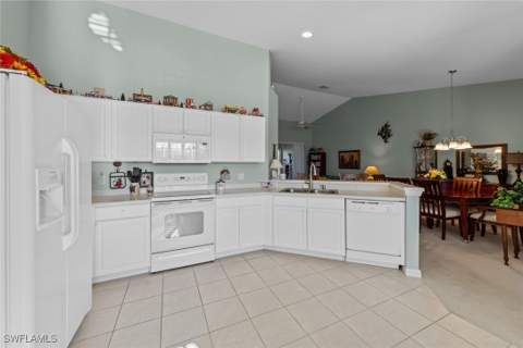 10124 Colonial Country Club Blvd 503, Fort Myers FL - photo 8 of 43