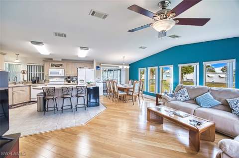 45 San Remo Cir, Naples FL - photo 14 of 40