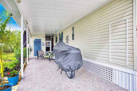 45 San Remo Cir, Naples FL - photo 9 of 40