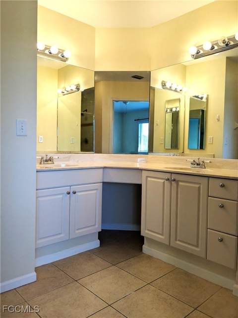 13135 Broadhurst Loop 601, Fort Myers FL - photo 16 of 20