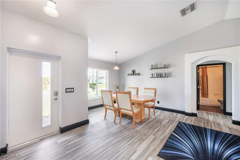 3 bedroom SingleFamilyResidence at 214 NW 25th Ave, Cape Coral, Cape Coral — photo 4