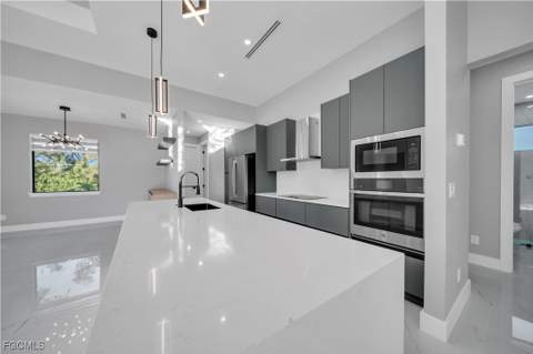 911 NW 37th Pl, Cape Coral FL - photo 6 of 33