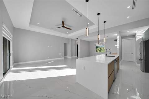 911 NW 37th Pl, Cape Coral FL - photo 7 of 33