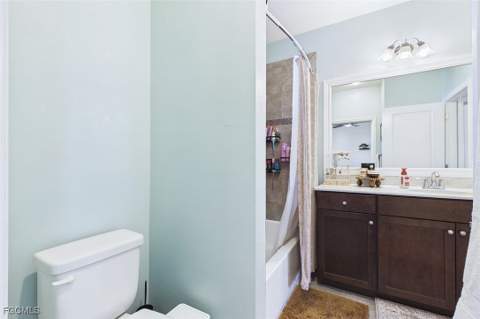15821 Portofino Springs Blvd 102, Fort Myers FL - photo 10 of 37