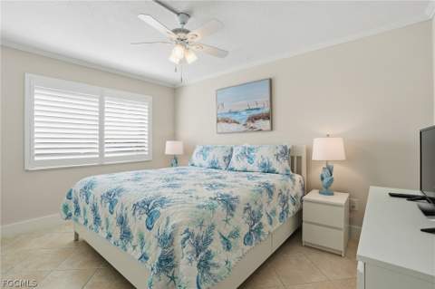 1295 Gulf Shore Blvd S 134, Naples FL - photo 13 of 36