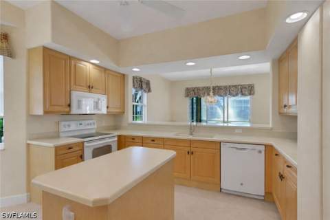 714 Regency Reserve Cir 3201, Naples FL - photo 7 of 35