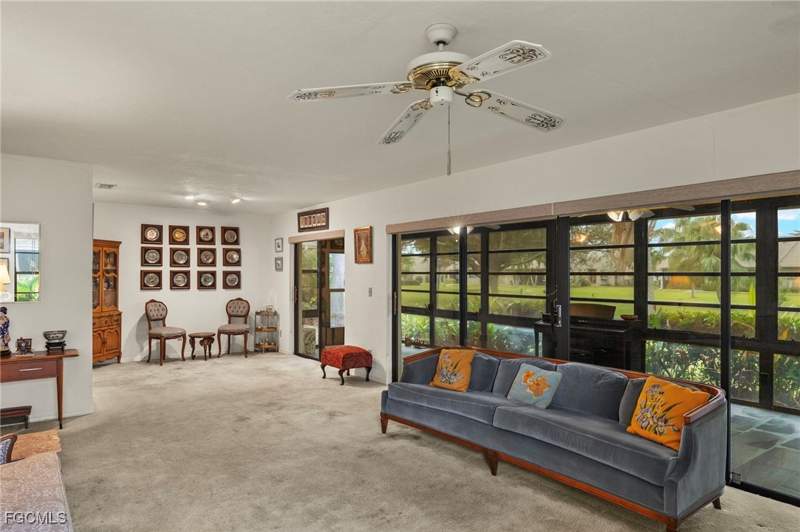 3 bedroom Attached at 5665 Arvine Cir, Whiskey Creek Village Green, Fort Myers — photo 3