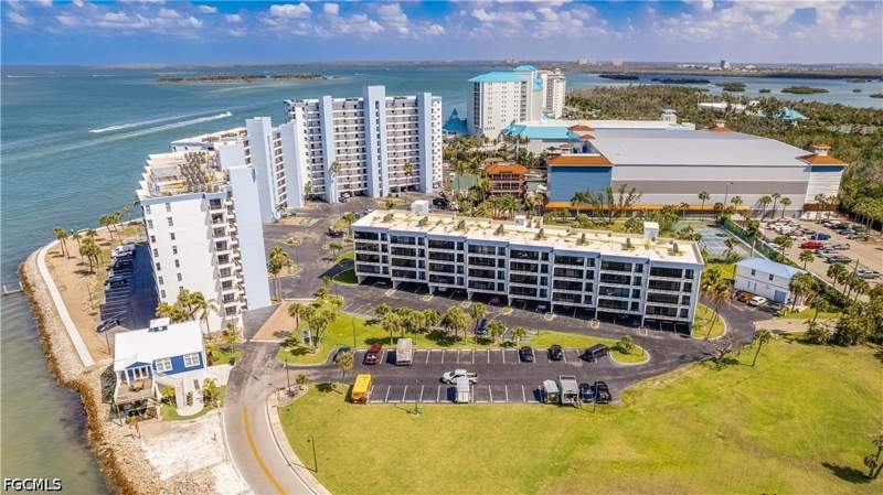 2 bedroom Condominium at 15010 Punta Rassa Rd 301, Punta Rassa, Fort Myers — photo 5