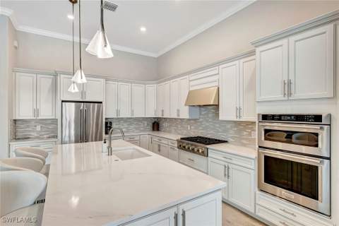 9574 Everglades Dr, Naples FL - photo 12 of 46