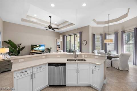 6550 Roma Way, Naples FL - photo 16 of 47