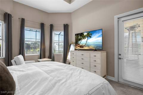 6550 Roma Way, Naples FL - photo 20 of 47