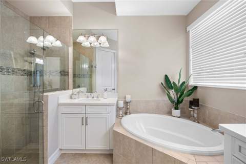 6550 Roma Way, Naples FL - photo 21 of 47