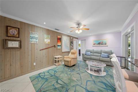 1056 S Yachtsman Dr, Sanibel FL - photo 10 of 35