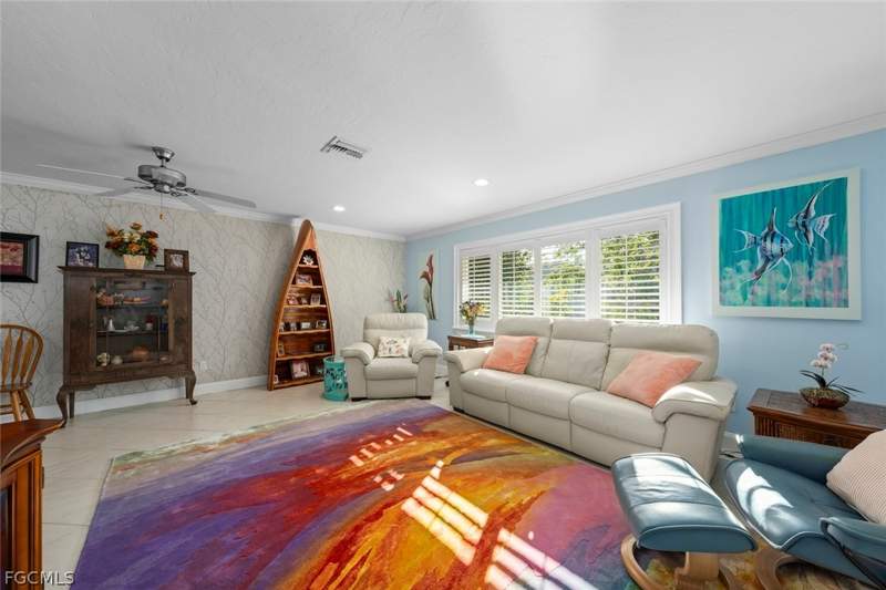 3 bedroom SingleFamilyResidence at 1056 S Yachtsman Dr, Sanibel Estates, Sanibel — photo 5
