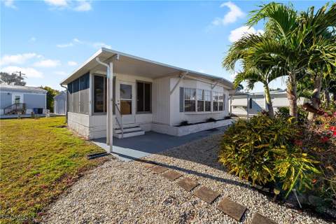 77 Snead Dr, North Fort Myers FL - photo 15 of 39