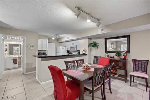 1835 Florida Club Cir 3103, Naples FL - photo 9 of 32