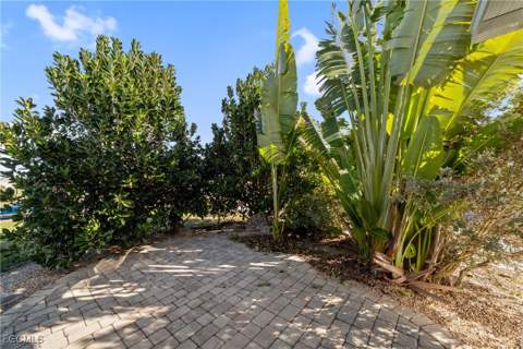 274 Boros Dr, North Fort Myers FL - photo 10 of 46