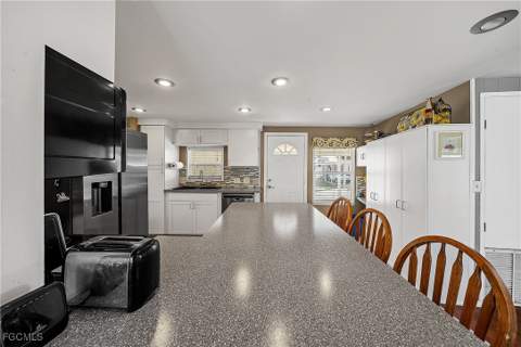274 Boros Dr, North Fort Myers FL - photo 15 of 46
