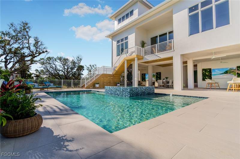 4 bedroom SingleFamilyResidence at 5921 Estero Blvd, McPhie Park, Fort Myers Beach — photo 2