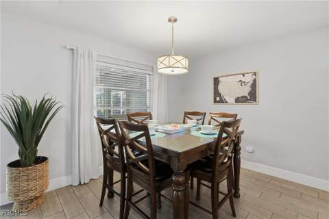 1432 Windsor Ct, Cape Coral FL - photo 10 of 35