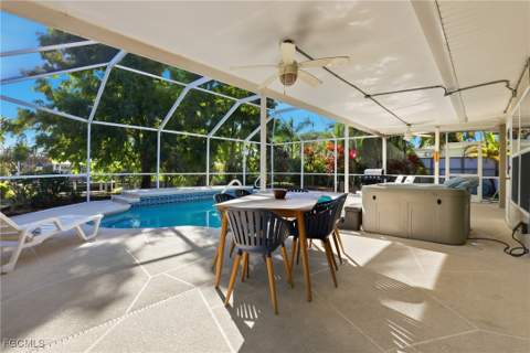 1432 Windsor Ct, Cape Coral FL - photo 19 of 35