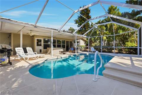 1432 Windsor Ct, Cape Coral FL - photo 24 of 35