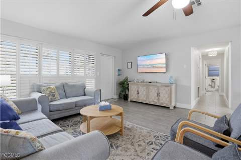1432 Windsor Ct, Cape Coral FL - photo 7 of 35