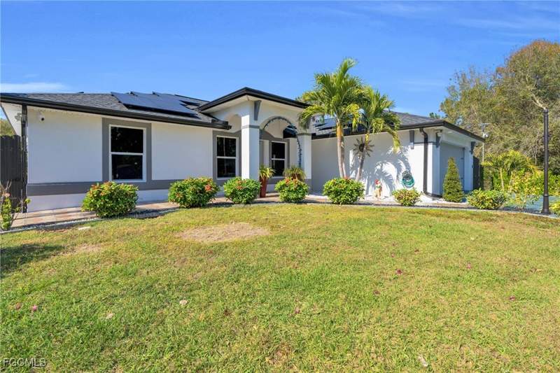 3 bedroom SingleFamilyResidence at 1113 McKinley Ave, Lehigh Acres, Lehigh Acres — photo 4