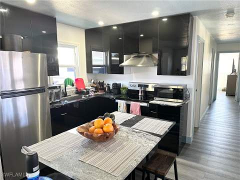 11381 Bayside Blvd, Fort Myers Beach FL - photo 16 of 34