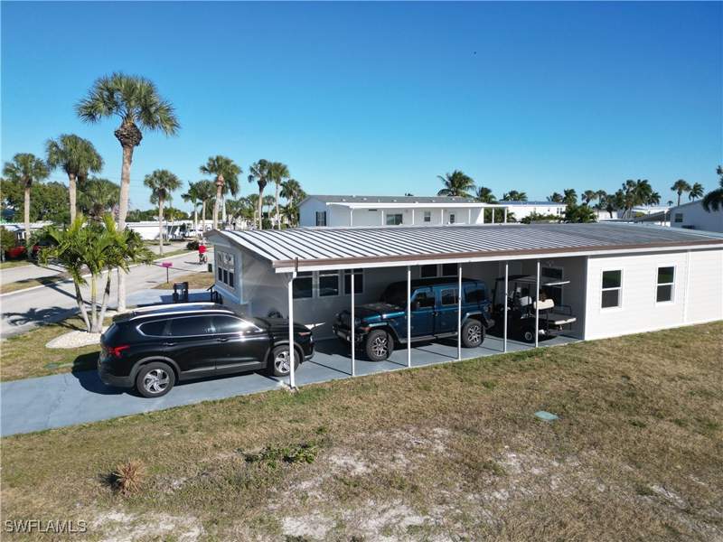 2 bedroom ManufacturedHome at 11381 Bayside Blvd, Bayside Estates, Fort Myers Beach — photo 5