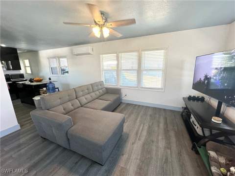 11381 Bayside Blvd, Fort Myers Beach FL - photo 9 of 34