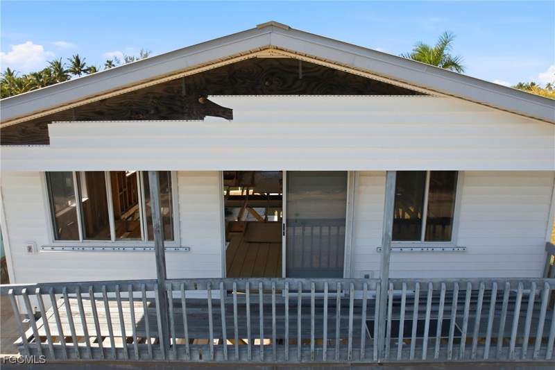 2 bedroom SingleFamilyResidence at 2661 Bamboo St, St James City, St James City — photo 2