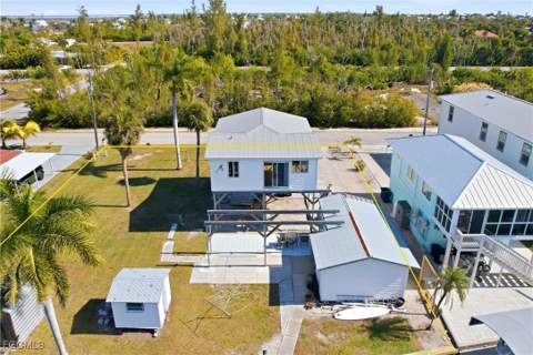 2661 Bamboo St, St James City FL - photo 9 of 20