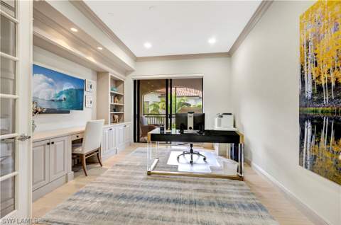 2555 Marquesa Royale Ln 1-302, Naples FL - photo 23 of 48