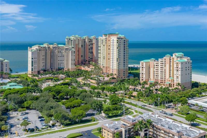 3 bedroom Condominium at 980 Cape Marco Dr 508, Monterrey At Cape Marco, Marco Island — photo 2
