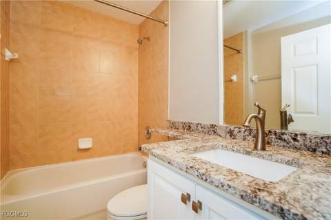229 NE 7th Pl, Cape Coral FL - photo 8 of 15