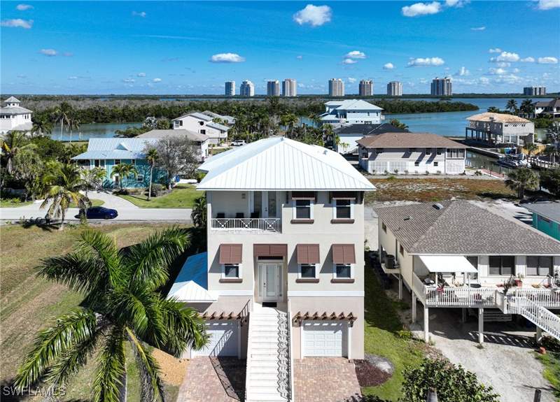 4 bedroom SingleFamilyResidence at 26515 Hickory Blvd, Bonita Beach, Bonita Springs — photo 4