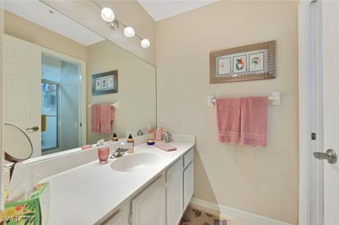 13201 Sherburne Cir 102, Bonita Springs FL - photo 10 of 12